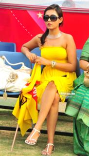 Madhu Shalini feet photo 3