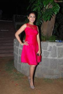 Madhu Shalini feet photo 4