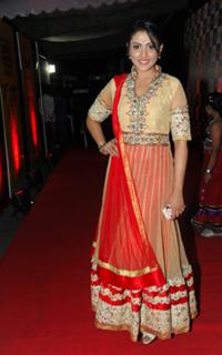 Madhu Shalini feet photo 18