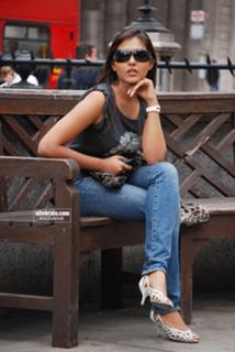 Madhu Shalini feet photo 1