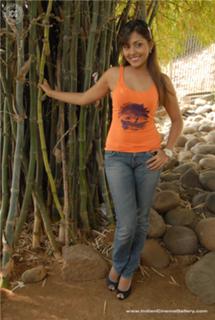 Madhu Shalini feet photo 1