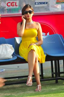 Madhu Shalini feet photo 19