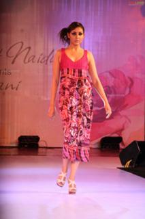 Madhu Shalini feet photo 14