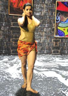 Madhu Sharma feet photo 8