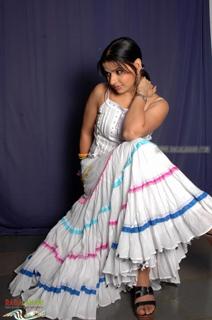 Madhu Sharma feet photo 11