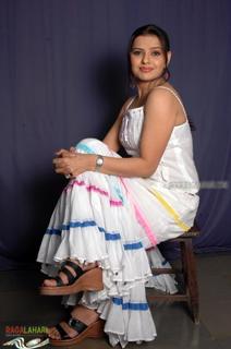 Madhu Sharma feet photo 9