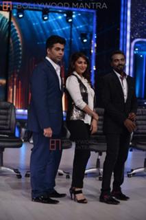 Madhuri Dixit feet photo thumbnail