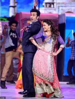 Madhuri Dixit feet photo thumbnail