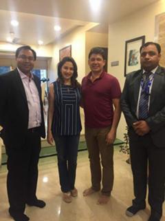 Madhuri Dixit feet photo thumbnail