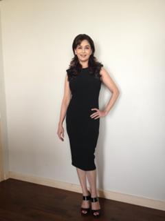 Madhuri Dixit feet photo thumbnail