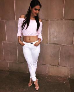 Madhurima Tuli feet photo 1