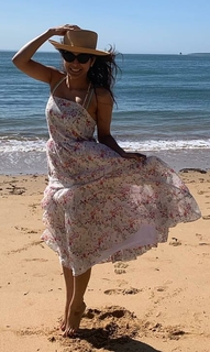 Madhurima Tuli feet photo 3