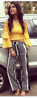 Madhurima Tuli feet photo 2