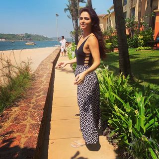 Madhurima Tuli feet photo 17