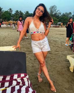 Madhurima Tuli feet photo 9
