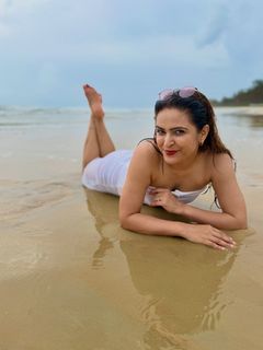 Madhurima Tuli feet photo 1