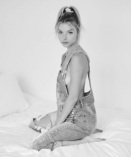 Madi Teeuws feet photo 7