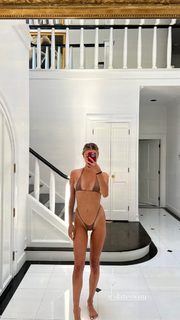 Madi Teeuws feet photo 5