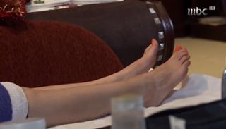 Madiha feet photo 8