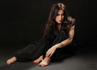 Madiha feet photo 7