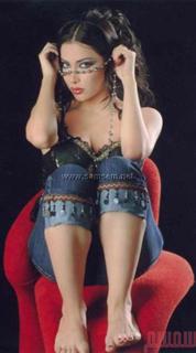 Madiha feet photo 16