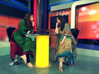 Madiha Naqvi feet photo 1