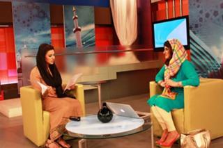 Madiha Naqvi feet photo 14