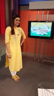 Madiha Naqvi feet photo 14