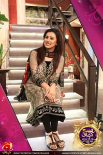 Madiha Naqvi feet photo 9