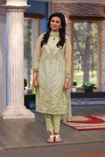 Madiha Naqvi feet photo 7