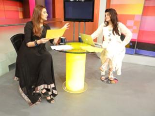 Madiha Naqvi feet photo 4