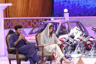 Madiha Naqvi feet photo 1