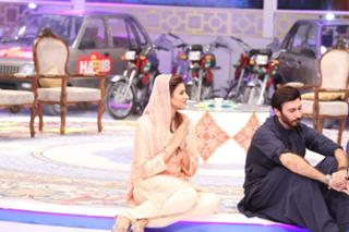 Madiha Naqvi feet photo 14