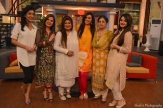 Madiha Naqvi feet photo 6
