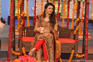 Madiha Naqvi feet photo 5