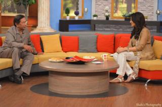 Madiha Naqvi feet photo 6