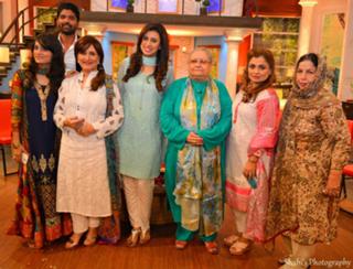 Madiha Naqvi feet photo 12