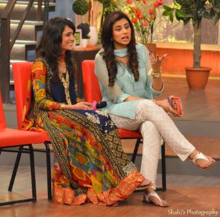 Madiha Naqvi feet photo 8