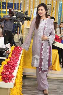 Madiha Naqvi feet photo 9