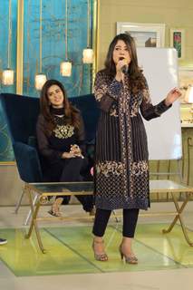 Madiha Naqvi feet photo 1