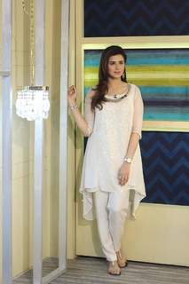 Madiha Naqvi feet photo 18