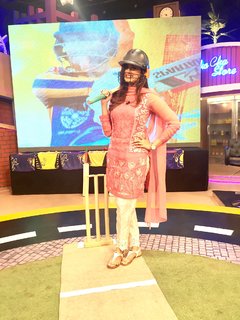 Madiha Naqvi feet photo 16