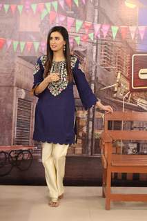 Madiha Naqvi feet photo 8