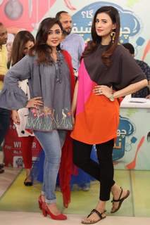 Madiha Naqvi feet photo 3