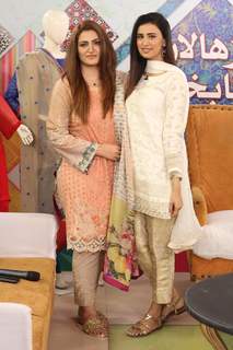 Madiha Naqvi feet photo 1