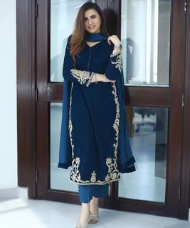 Madiha Naqvi feet photo 4