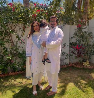 Madiha Naqvi feet photo 10