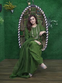 Madiha Naqvi feet photo 12