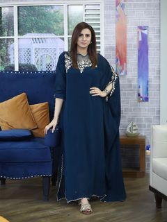 Madiha Naqvi feet photo 18