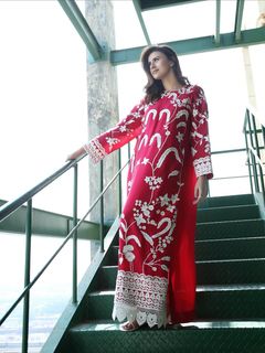 Madiha Naqvi feet photo 20